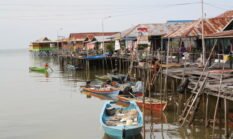 KAMPUNG NELAYAN TUNGKAL ILIR: KEHIDUPAN MASYARAKAT PESISIR YANG BERGANTUNG PADA LAUT