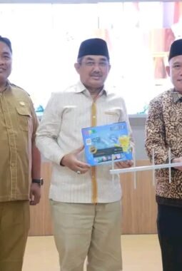 Bupati Anwar Sadat Dukung Siaran Jernih TVRI Jambi Sambut Piala Dunia 2026